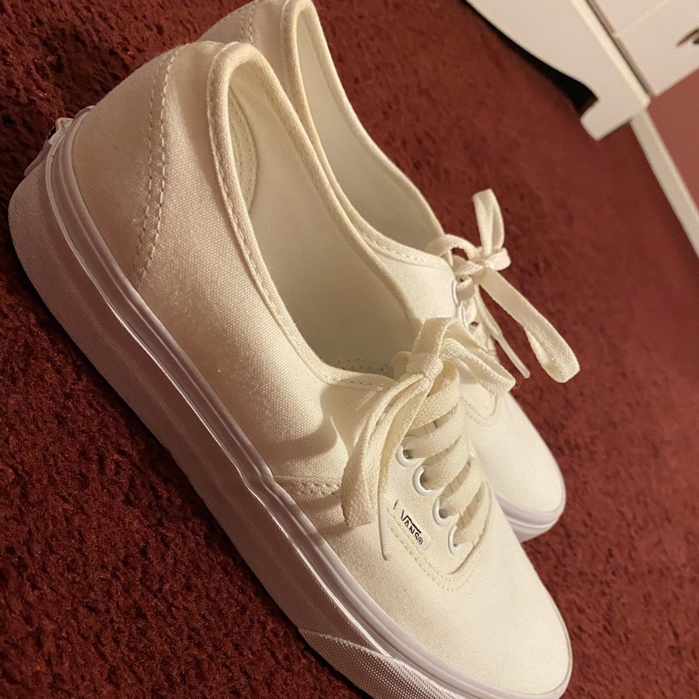 Vans - Picture 4 of 7